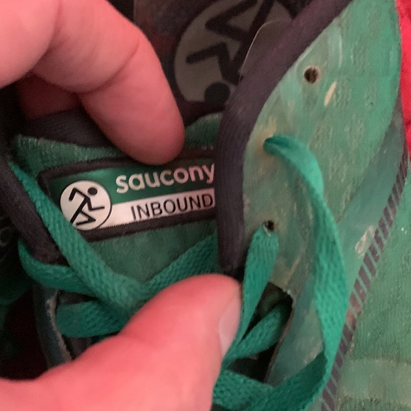 Used Men's Saucony Boston Everun running shoes. Size 9.5 - Picture 4 of 6